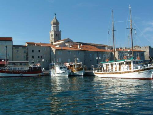 Apartmani Krk 克尔克 外观 照片